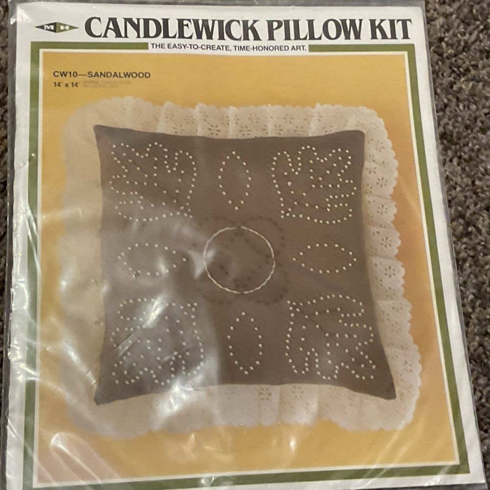 New Vintage Candlewick Pillow Kit - Sandalwood